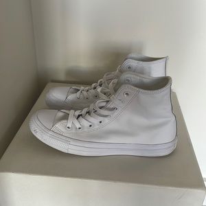 Converse Chuck Taylor All Star Leather Hi Top Sneakers